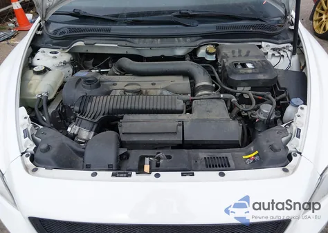 2011 Volvo C30 T5/T5 R-Design from USA, damaged, VIN YV1672MK4B2210809